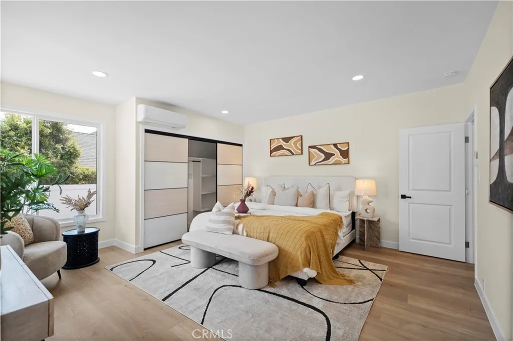 5126 Marvale, View Park, California 90043 home-pic-13